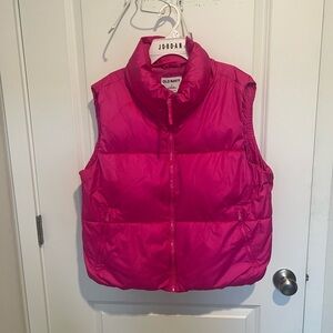 Old Navy juniors Fuchsia Puffer Vest